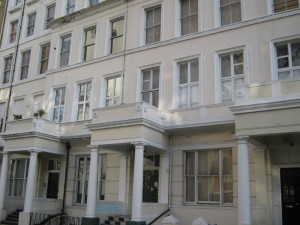Double studio apartments in Bayswater